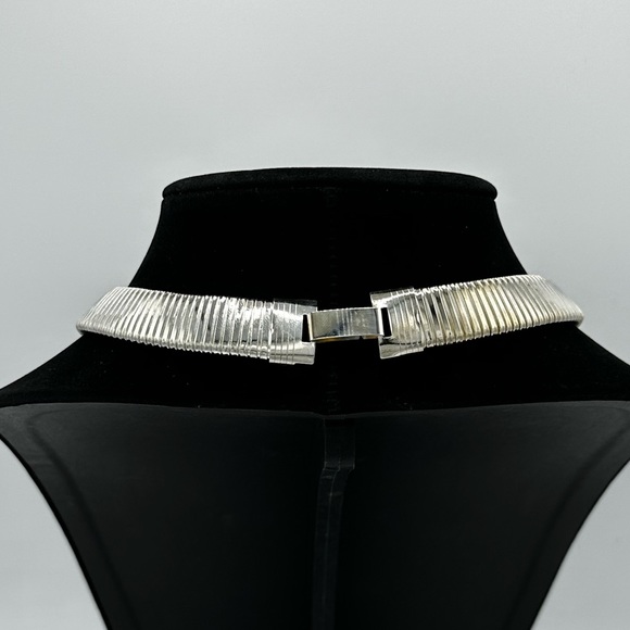 Vintage Cobra Silver Choker Necklace with crystal pendant - Picture 2 of 5